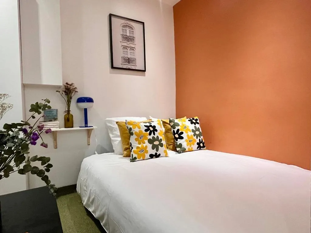 Fully Equipped At 3 Mins From Metro Apartment Paris